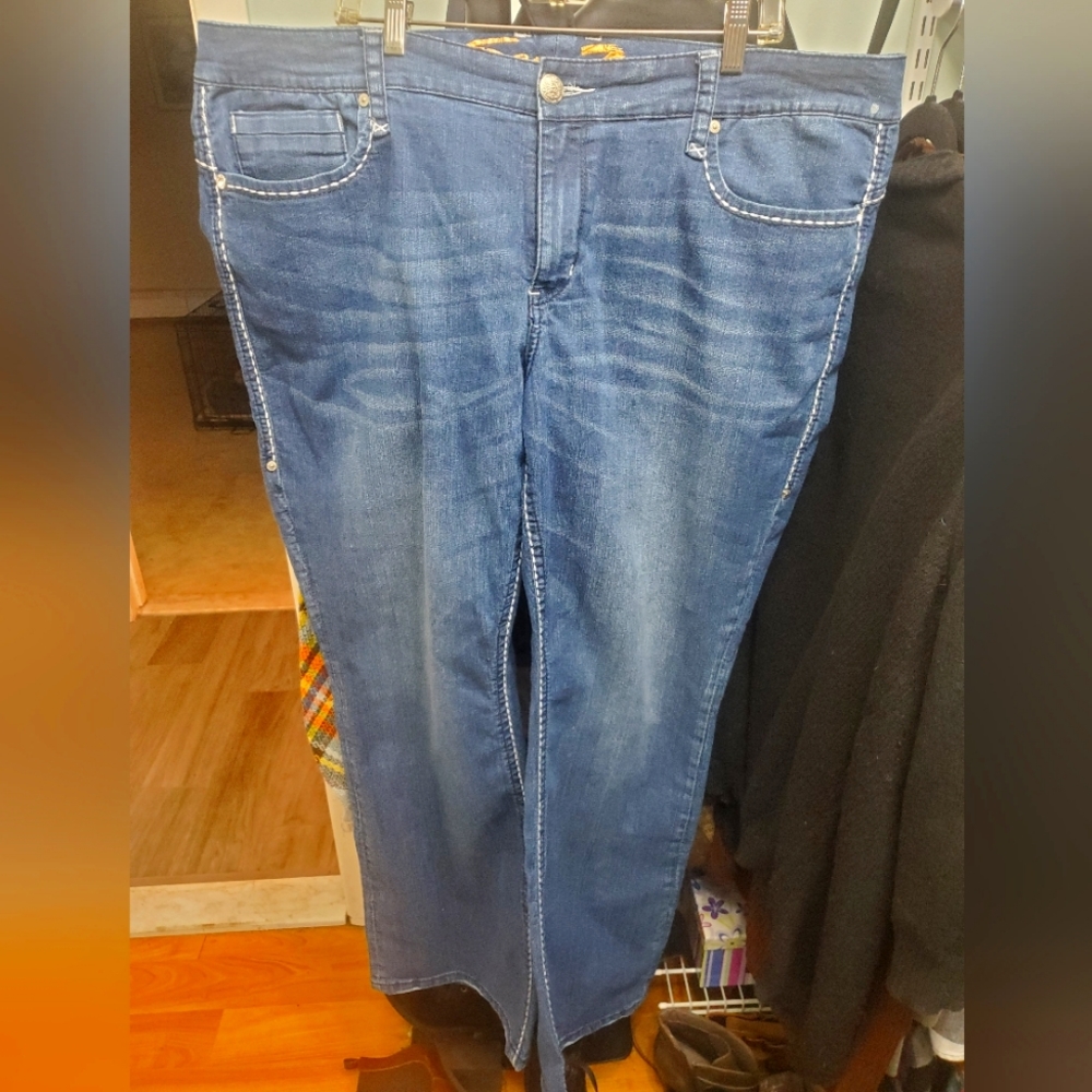 Seven7 size 22 jeans